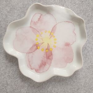 Pink Floral Ceramic Dish - Decorative Flower Plate